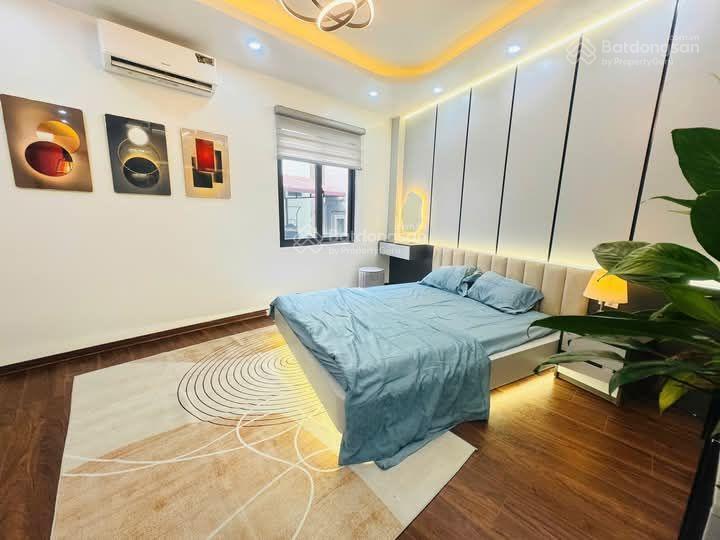 Nhà đẹp phố yên lãng, lô góc 2 thoáng, 25m ra phố, ô tô đỗ gần, ngõ 3 gác thông, 38m2*5t