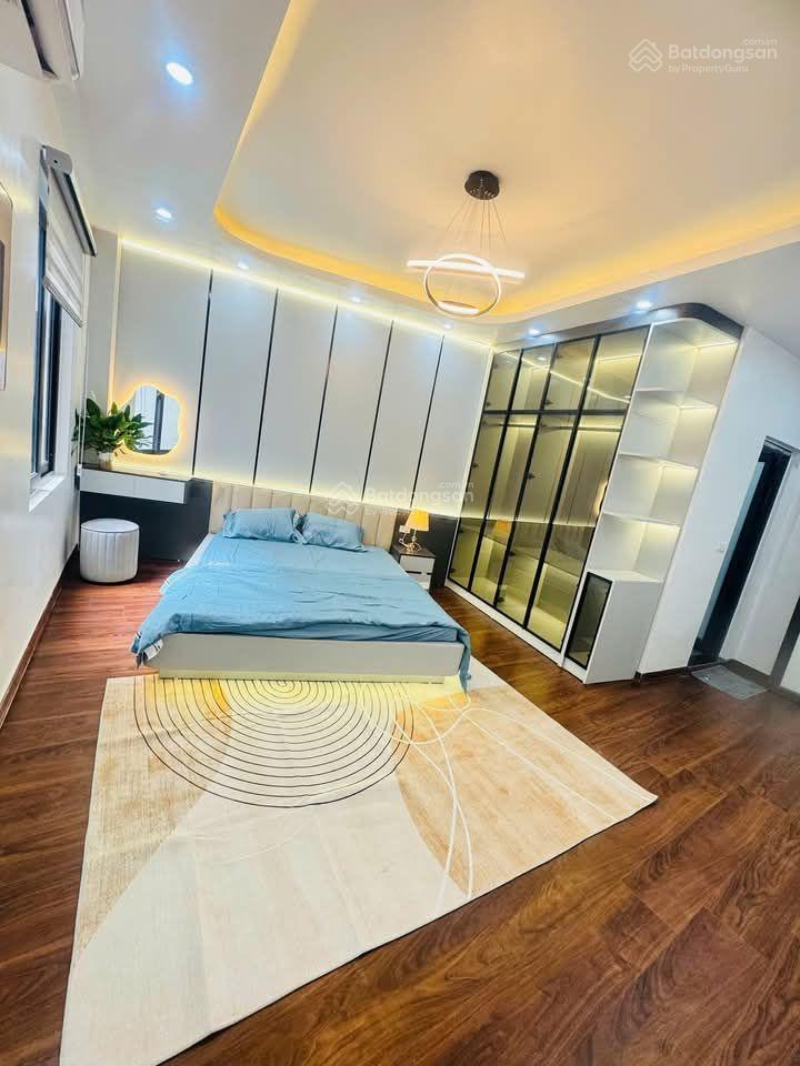 Nhà đẹp phố yên lãng, lô góc 2 thoáng, 25m ra phố, ô tô đỗ gần, ngõ 3 gác thông, 38m2*5t