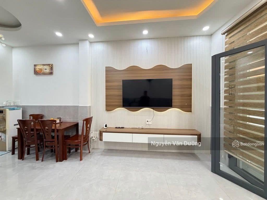 Quá rẻ chốt nhanh! lô góc phố ngọc khánh, gần phố, ngõ 3 gác nông, 20m ra ô tô, sân xe, 39m2*5t