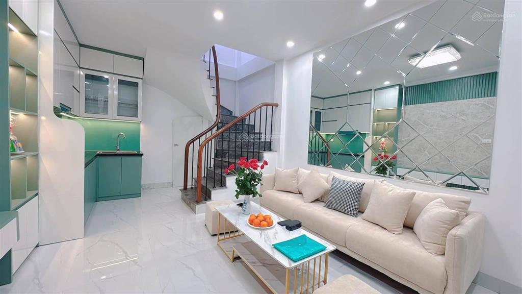 Giảm sốc! phố nhân hòa  mới koong  full nội thất xịn sò  cách ô tô 15m  sát phố