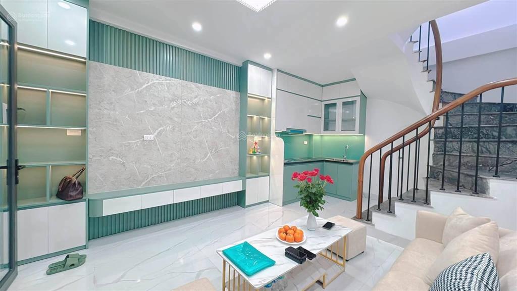 Giảm sốc! phố nhân hòa  mới koong  full nội thất xịn sò  cách ô tô 15m  sát phố