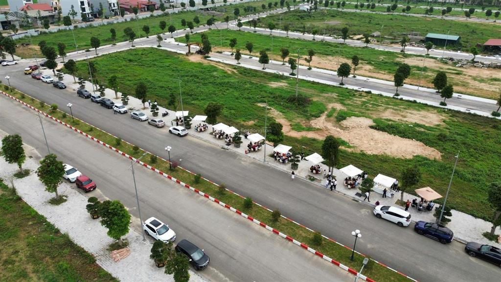 Bán đất nền dự án tại đất việt green park, giá ưu đãi 22 triệu / m2, 100 m2