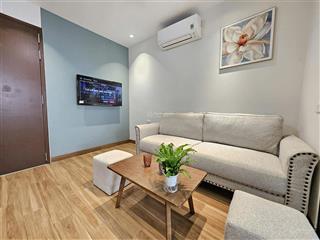 Toà căn hộ 18 phòng full nội thất khép kín  mới  doanh thu 90 triệu/ tháng .sát royalcity đẹp