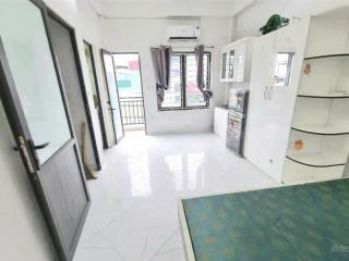 Toà căn hộ dịch vụ  mặt phố nguyễn trãi 18 phòng full đồ khép kín thang máy  doanh thu 130 tr/ t