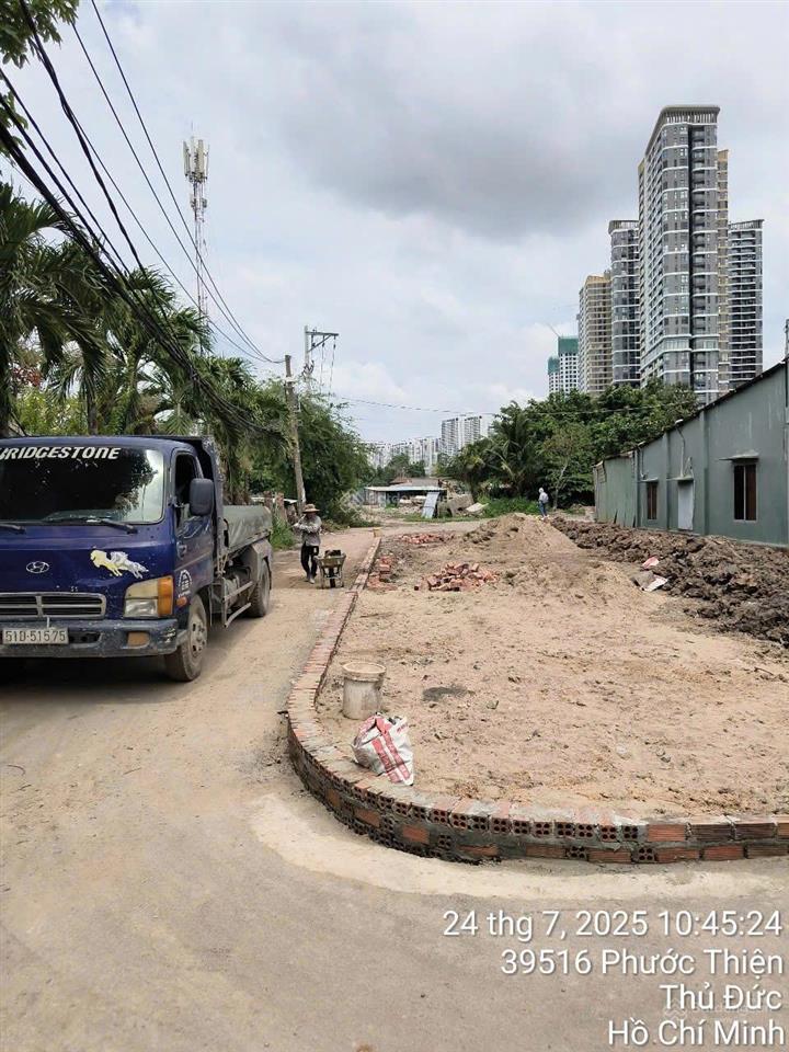 Bán đất 2 mặt tiền phước thiện  liền kề vinhomes grand park