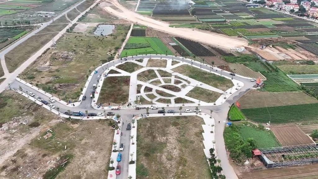 Đất đấu giá x1 đông cao ,tráng việt ,mê linh 40 lô đất vừa được đấu , đất vàng mê linh kinh doanh