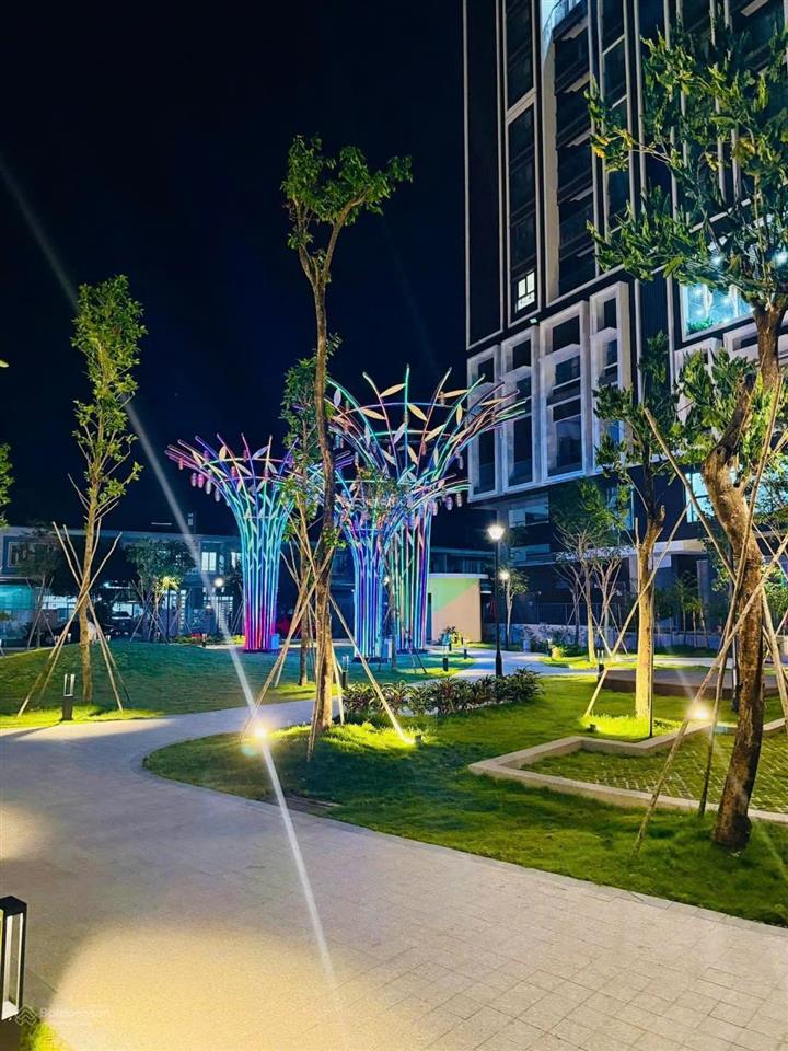 Chính chủ cho thuê căn hộ cao cấp full nội thất 2pn , 2wc  đa view cực chill trực diện cầu cần thơ