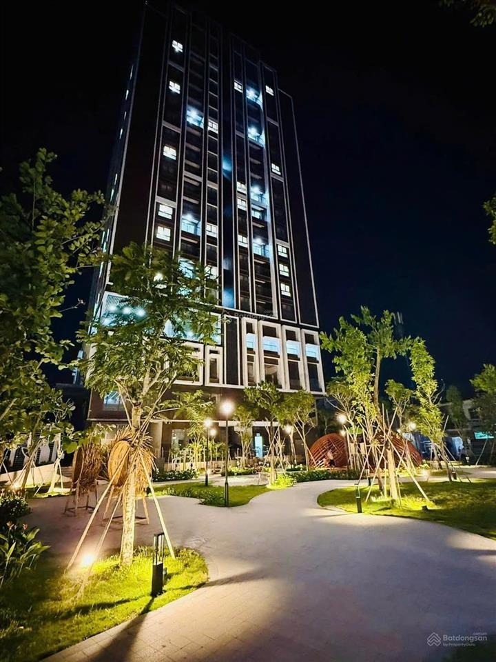 Chính chủ cho thuê căn hộ cao cấp full nội thất 2pn , 2wc  đa view cực chill trực diện cầu cần thơ
