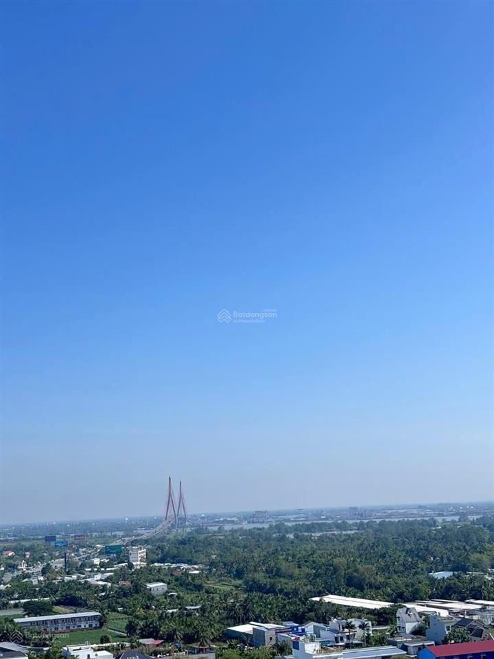 Chính chủ cho thuê căn hộ cao cấp full nội thất 2pn , 2wc  đa view cực chill trực diện cầu cần thơ