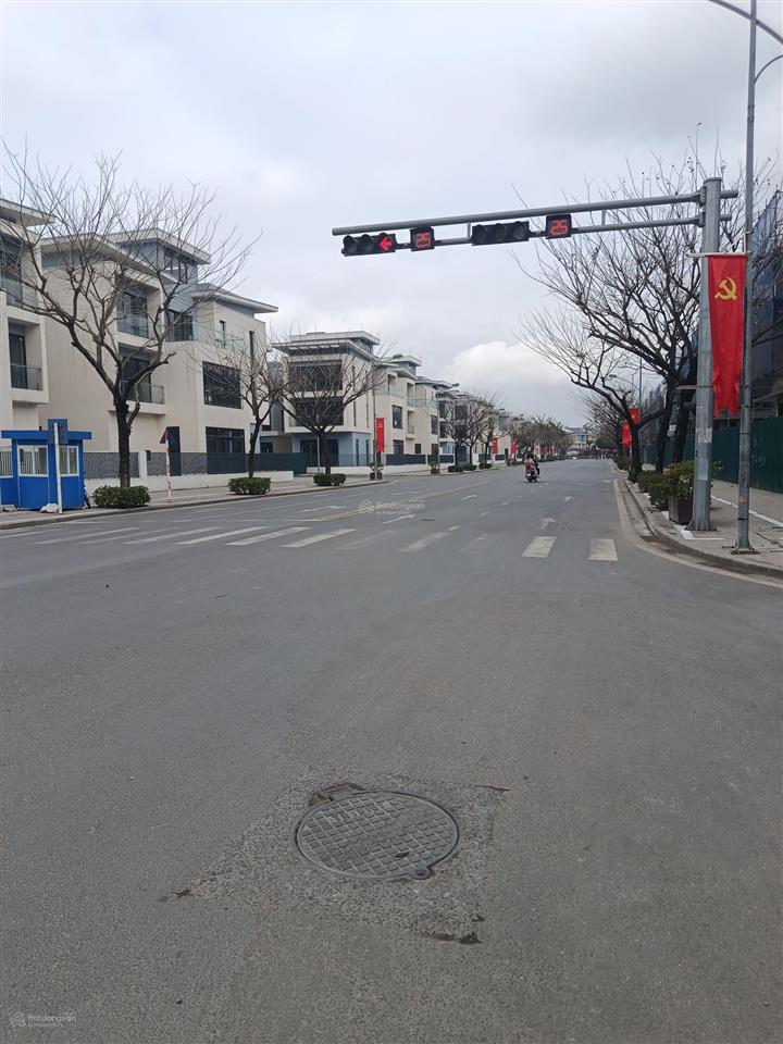 Chính chủ bán nhà đẹp dương nội 50m2 kinh doanh gần aeon mall , giá hợp lý đâù tư 15,8 tỷ