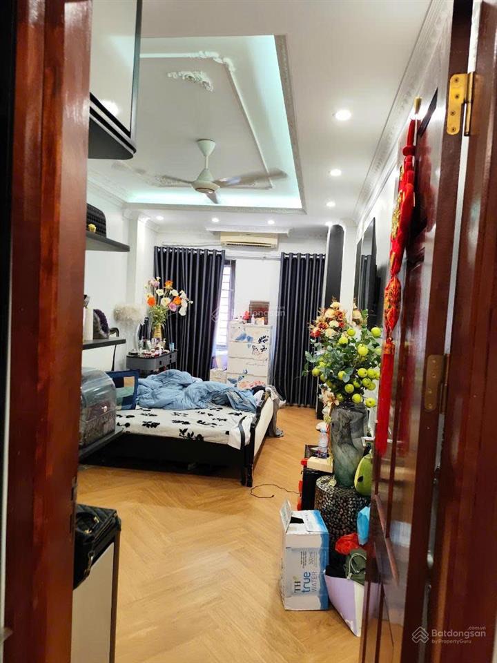 Giảm 1,1 tỷ bán gấp nhà văn quán 46m2 6 tầng thang máy, kinh doanh, giá 13.7 tỷ