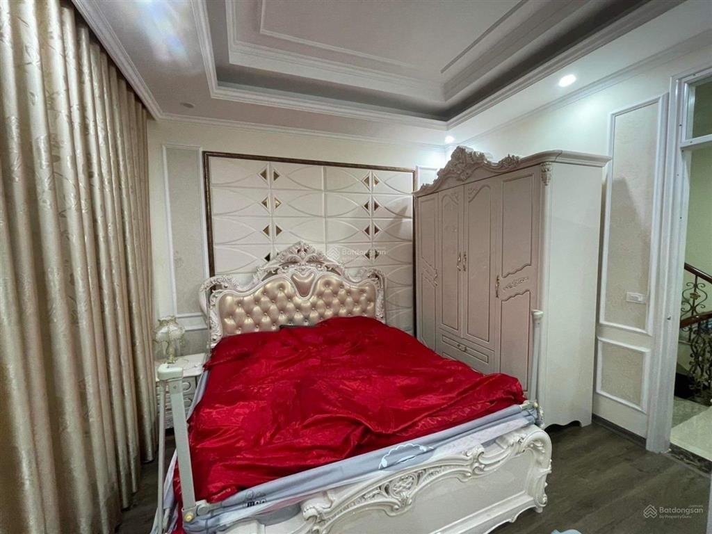Bán gấp nhà đẹp văn quán 60m2, 5 tầng, mt 5m, ô tô ngủ nhà, kinh doanh, giá hơn 15 tỷ