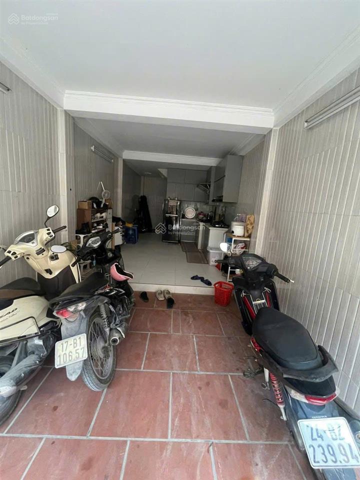 Chính chủ bán gấp nhà dương nội, hà đông  40m2, ô tô vào nhà kinh doanh giá 7,8 tỷ