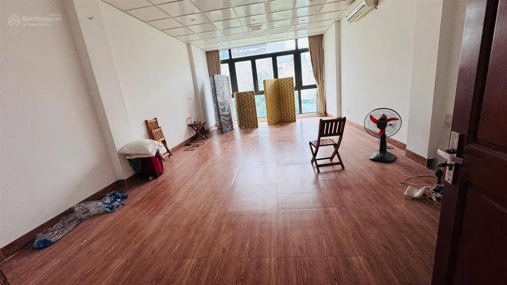 Chủ giám chào 1,5 tỷ bán nhà dương nội, hà đông  50m2,mặt tiền 4,7m,7 tầng thang máy giá hơn 18 tỷ