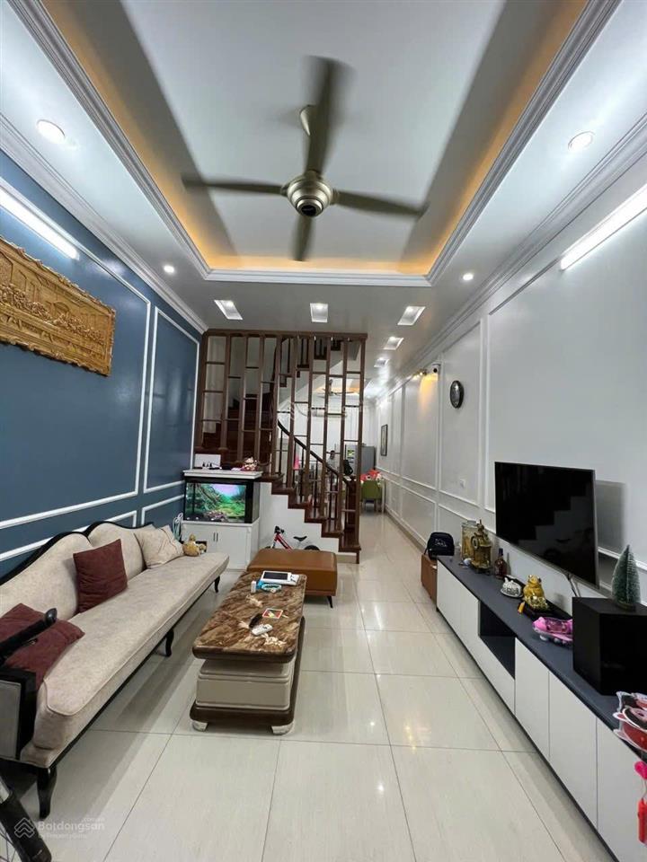 Chính chủ giảm chào 1,2 tỷ bán gấp nhà dương nội, hà đông  50m2, phân lô vìa 2m, giá 15,8 tỷ