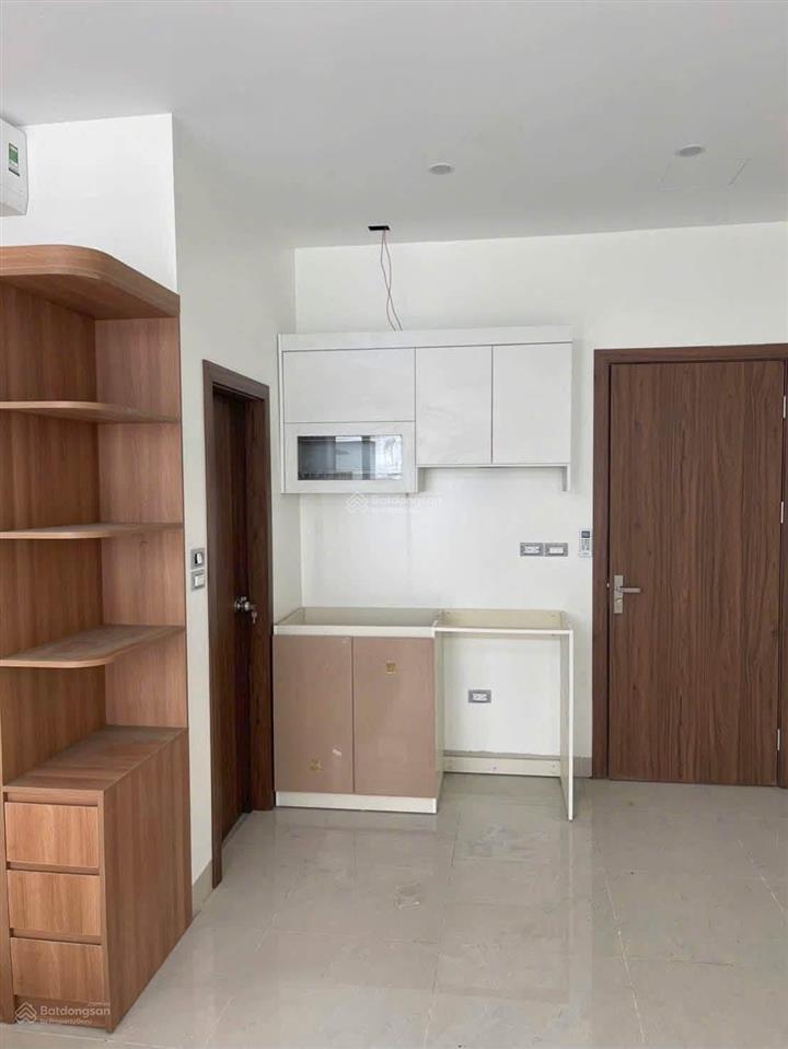 Chuyển chố làm cấn pasa căn hộ khép kín  phố ngọc thuỵ  thang máy  ô tô đỗ cửa  nội thất đầy đu