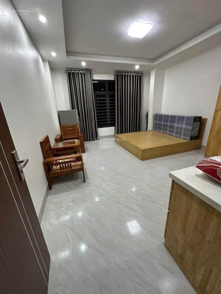 Cho thuê căn hộ cao cấp tại ngọc thụy  căn studio  full nội thất  ô tô đỗ cửa