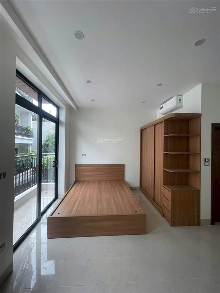 Cho thuê căn hộ khép kín tại ngọc thụy  1 phòng ngủ  1 phòng khách full nội thất