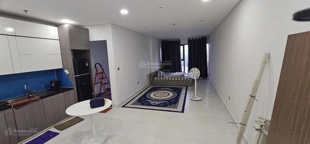 Chính chủ bán căn góc cc bình minh  93 m  3 p ngủ full nội thất tòa b