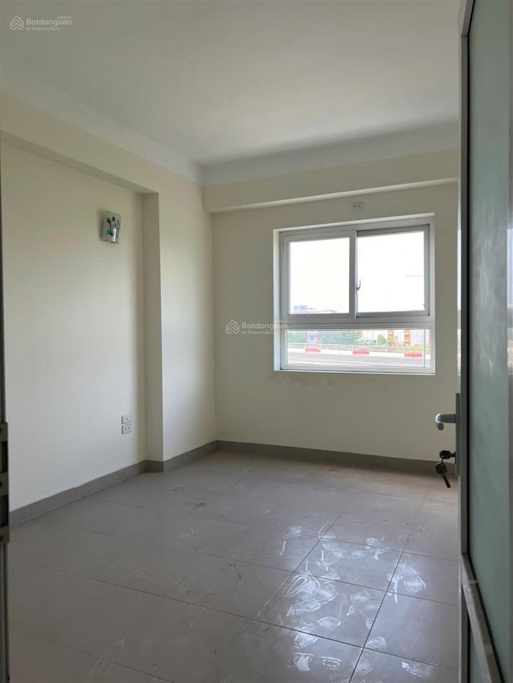 Cần bán chung cư tái định cư thượng thanh, gần đường lý sơn  52 m2  1 p ngủ  1 p khách, nội thất