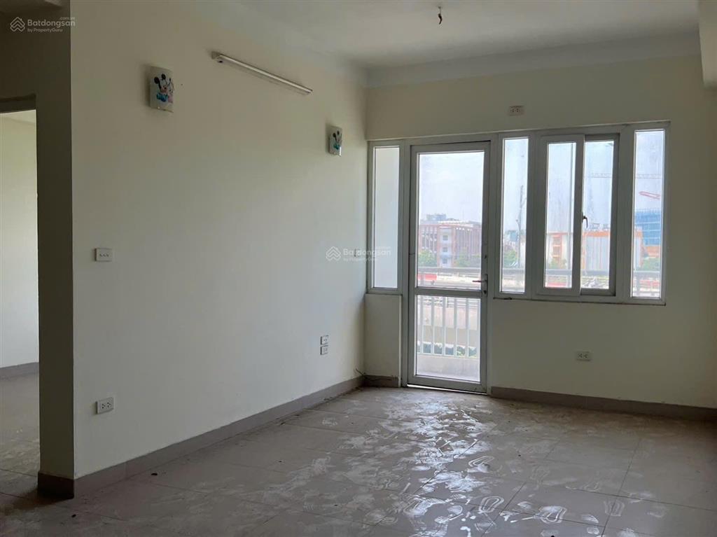 Cần bán chung cư tái định cư thượng thanh, gần đường lý sơn  52 m2  1 p ngủ  1 p khách, nội thất