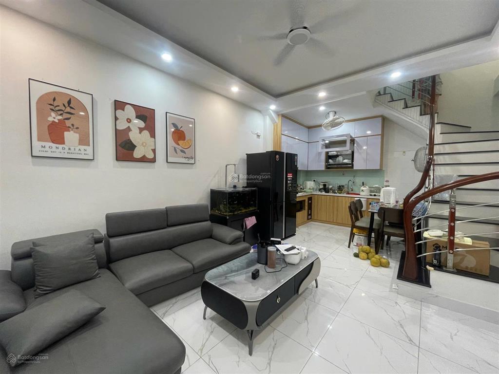 Siêu phẩm long biên cách hồ ái mộ & bồ đề vài bước chân 5 tầng full nội thất xịn giá tốt