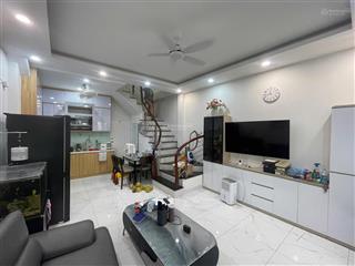 Siêu phẩm long biên cách hồ ái mộ & bồ đề vài bước chân 5 tầng full nội thất xịn giá tốt