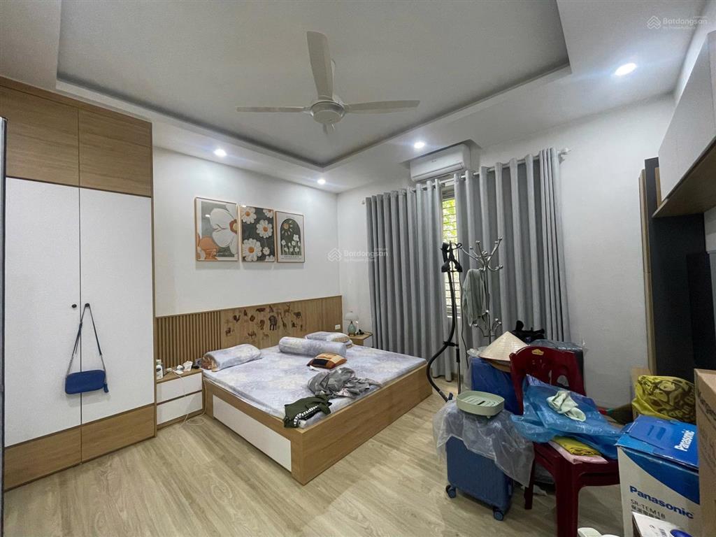 Siêu phẩm long biên cách hồ ái mộ & bồ đề vài bước chân 5 tầng full nội thất xịn giá tốt