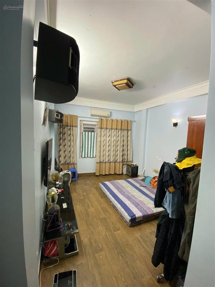 Cần bán gấp nhà 5 t dân xây full nội thất  thông các ngả  hồng tiến  trường các cấp giá 6,7 ty