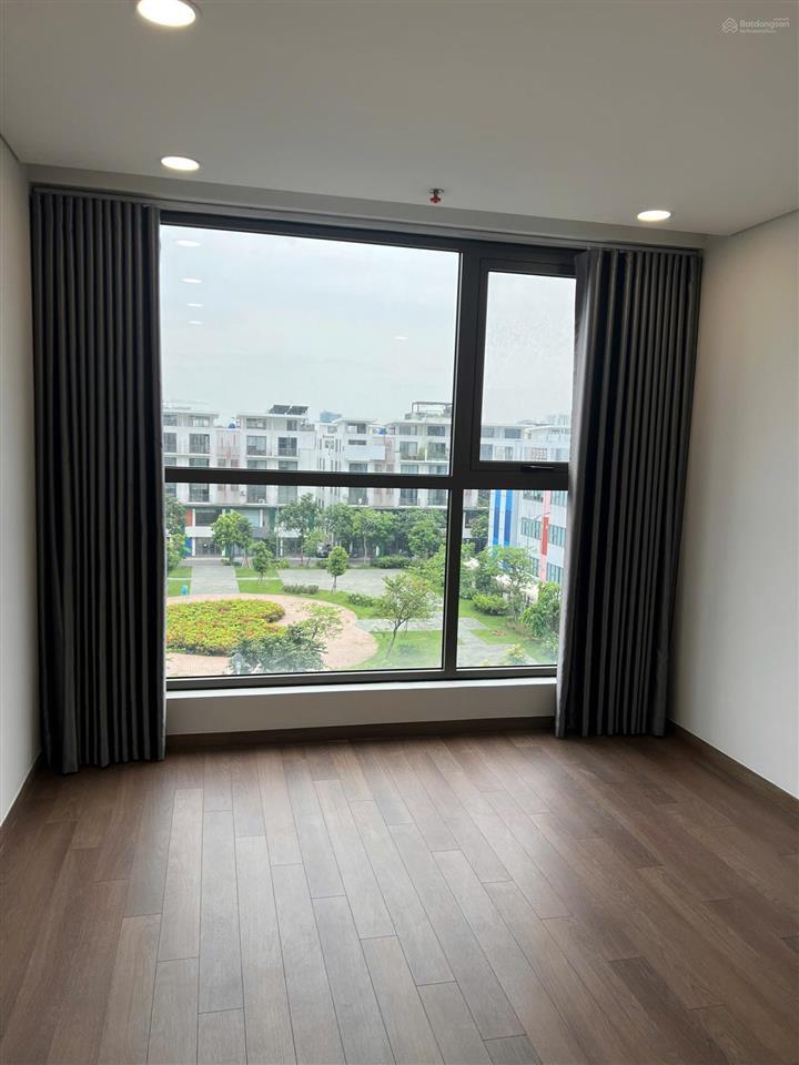 Cắt lỗ khẩn cấp 500 triệu sổ đỏ cầm tay căn 3pn đẹp tòa k2 khai sơn  giá 7,5 tỷ ctl