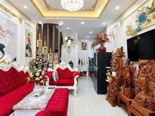 Cần bán gấp 5 tầng việt hưng lb  full nội thất xịn sò  giá 5,8 tỷ hiếm