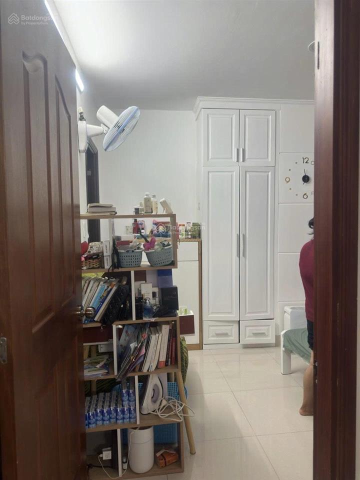 E cư dân bán nhanh căn 2 pn 2 wc sổ sẵn 1900 có bớt