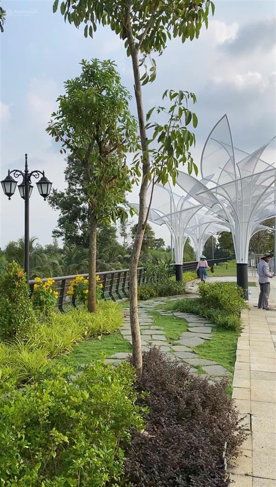 Chính chủ bán đất 96m2 khu dân cư khép kín, shr, giá 2,3 tỷ, thuận tiện di chuyển về tp. hcm