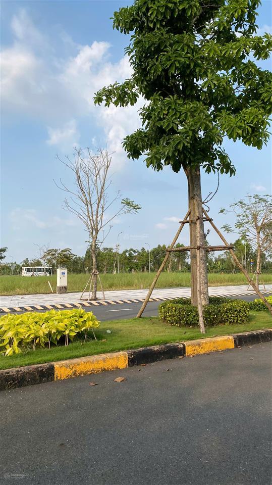 Chính chủ bán đất 96m2 khu dân cư khép kín, shr, giá 2,3 tỷ, thuận tiện di chuyển về tp. hcm