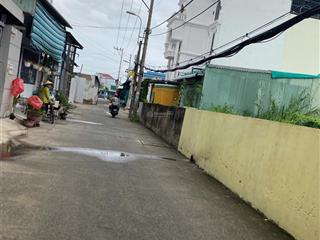 Bán đất thổ cư hxh đường đst, dt 84m2 giá 3,8 tỷ