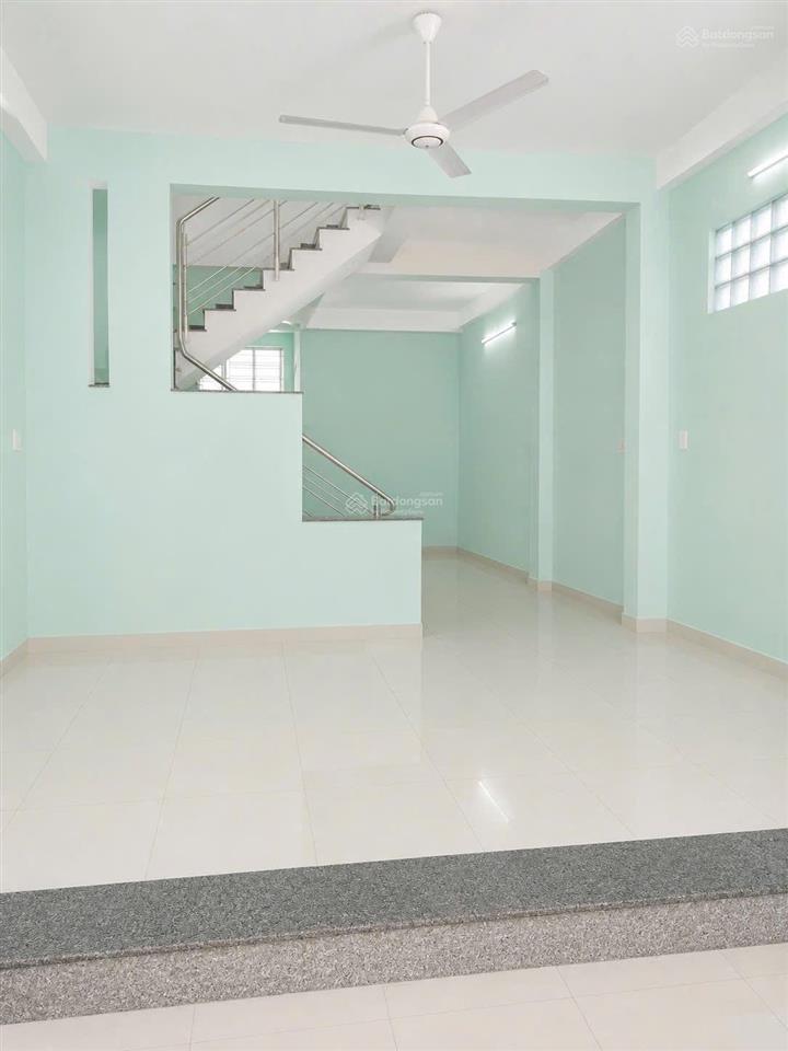 Cho thuê nhà phố kdc làng đại học khu ac nhà bè