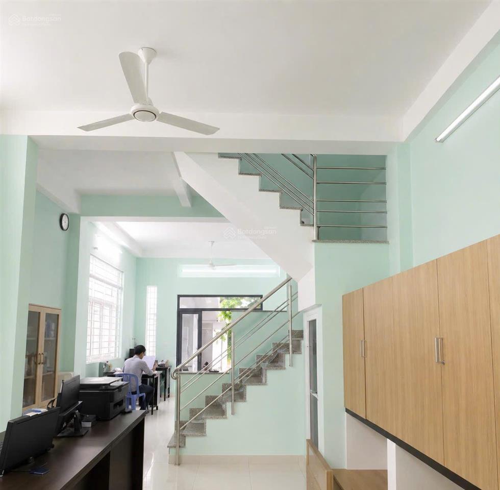 Cho thuê nhà phố kdc làng đại học khu ac nhà bè