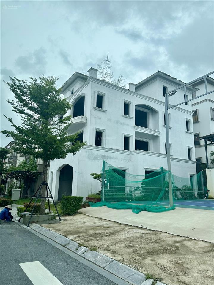 Bán căn biệt thự beverly hills đồi đức dương bc dt 320m² đã có sổ đỏ  0902 221 ***