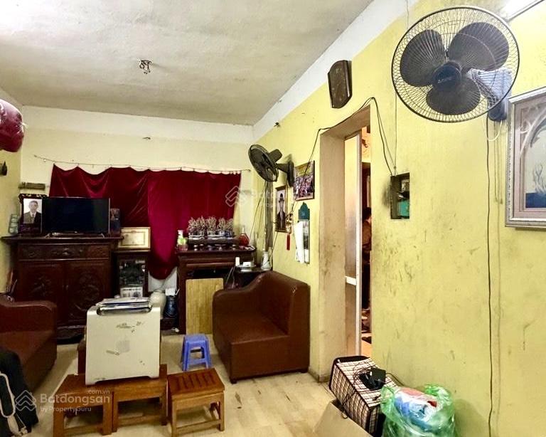 Tập thể phố trung tâm. căn nguyên bản 3 phòng ngủ