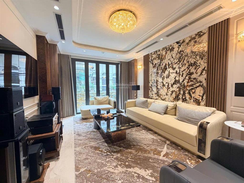 Hiếm!bán nhà đức diễn,bể bơi từ liêm,gần oto,thang máy,dt40mx6t,mt4.5m,7.9ty