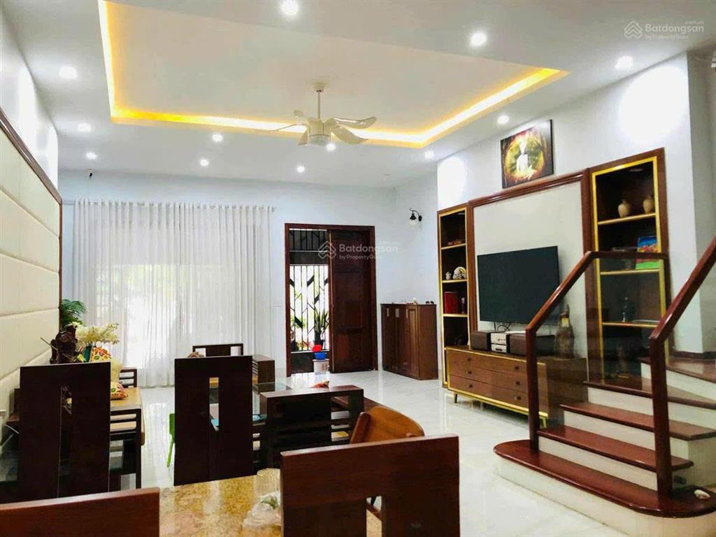 "hiếm!bán nhà cầu diễn,oto tránh,ngõ thông,kinh doanh,dt40mx5t,mt4.3m,7.9ty