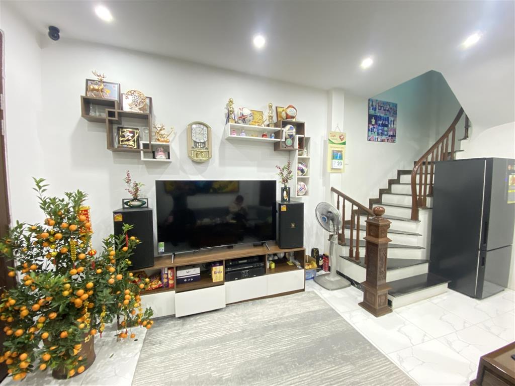 BẮC TỪ LIÊM- ÔTÔ - KINH DOANH- 10M RA PHỐ- 36M- 4T- HƠN 7 TỶ-GIẢM 1 TỶ TRONG MỘT TUẦN.