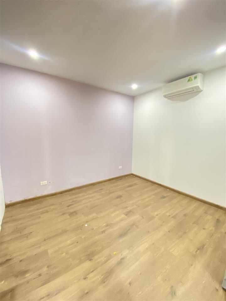 5.1 tỷ! Bán gấp nhà trịnh văn bô 36m2x5 tầng, 20m ô tô tránh, tặng nội thất ở ngay, pháp