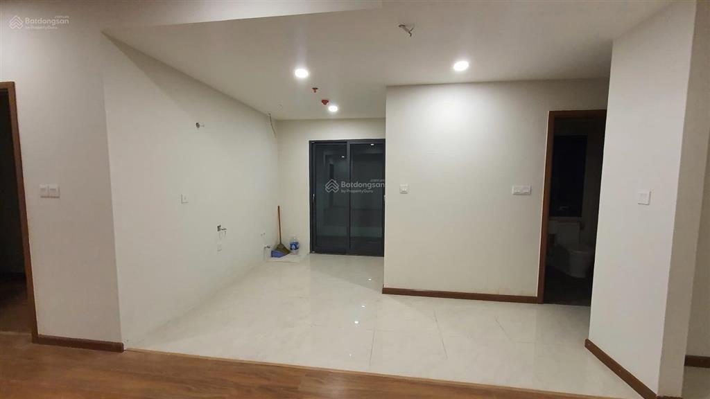 Chính chủ cho thuê gấp căn hộ 4pn, 3wc, 210m2 tại discovery complex, 30 triệu vnd