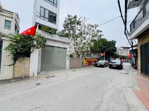 Nhà nguyễn văn linh  82m  6 tầng thang máy, ô tô tải tránh, kinh doanh tốt, gần aeon mall