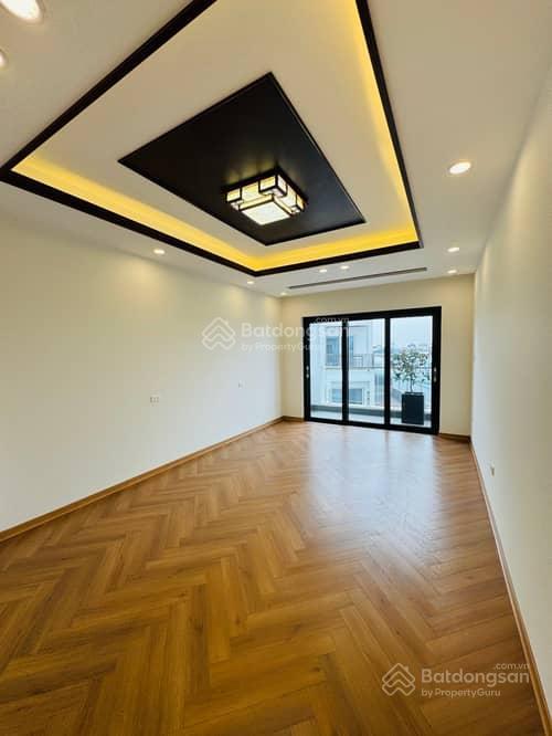 Nhà nguyễn văn linh  82m  6 tầng thang máy, ô tô tải tránh, kinh doanh tốt, gần aeon mall