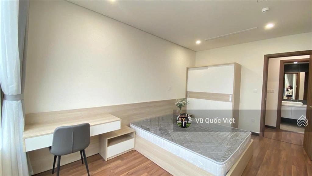 Cần chuyển đổi chủ nhà gửi bán căn 2pn 2vs 81m2 chung cư vinhomes nguyễn chí thanh  giá tốt