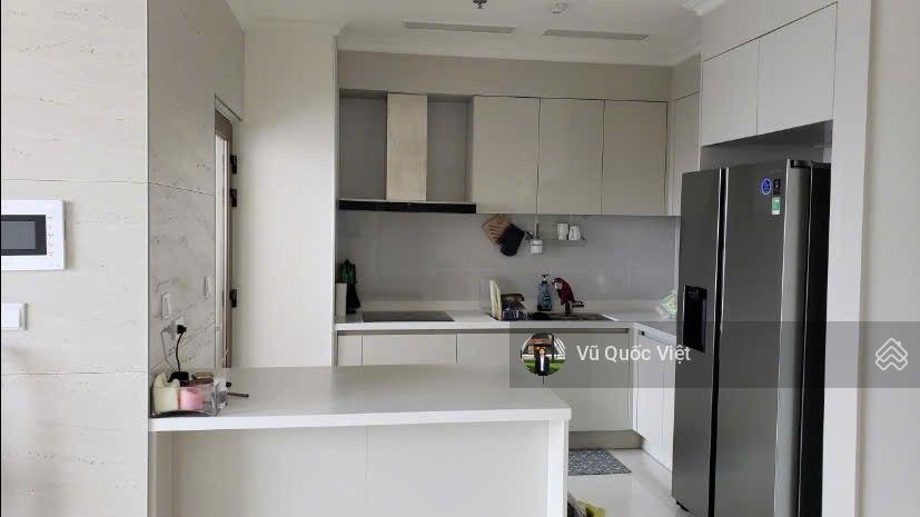 Chuyển đổi công tác chủ nhà cần bán căn 101m2 2pn 2vs starlake gđ1 view hồ  full nội thất cao cấp
