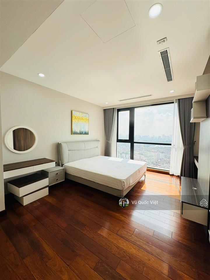 Hiếm!!! căn góc hoa hậu 178m2 rộng nhất tại chung cư bonanza  23 duy tân, ban công đông nam