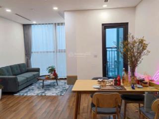 Chủ nhà gửi bán căn hộ 2pn 2vs 73m2 chung cư tây hồ river view, tầng đẹp view sông hồng